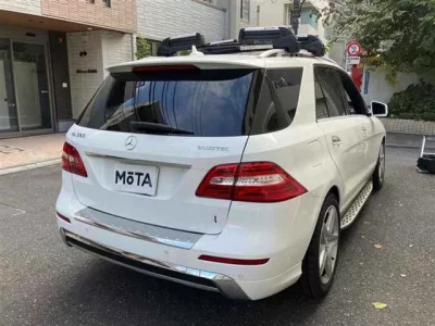 Mercedes-Benz ML CLASS