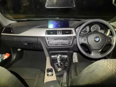 BMW 3-Series  с аукциона в Японии