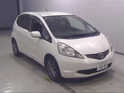 Honda FIT  с аукциона в Японии
