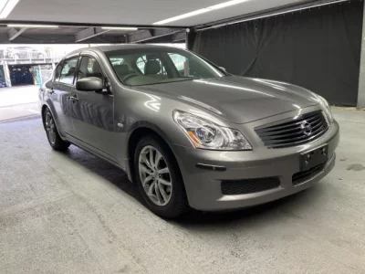 Nissan SKYLINE  с аукциона в Японии