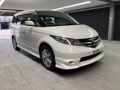 Honda ELYSION