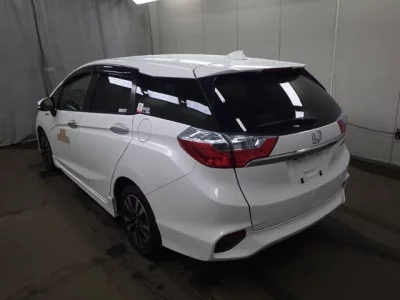 Honda SHUTTLE  с аукциона в Японии