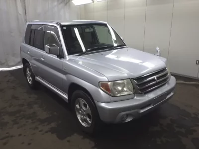 Mitsubishi PAJERO IO