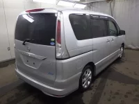 Nissan SERENA лот № 26133 оценка R  с аукциона в Японии 2