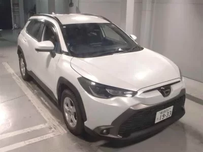 Toyota COROLLA CROSS  с аукциона в Японии