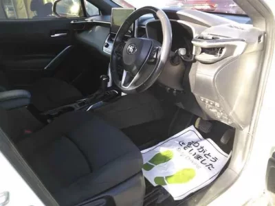 Toyota COROLLA CROSS  с аукциона в Японии