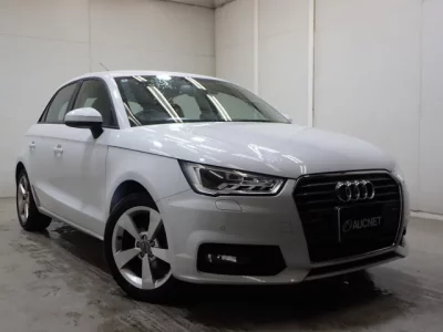 Audi A1  с аукциона в Японии