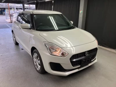 Suzuki SWIFT  с аукциона в Японии