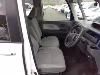 Daihatsu TANTO лот № 25078 оценка 3.5  с аукциона в Японии 3