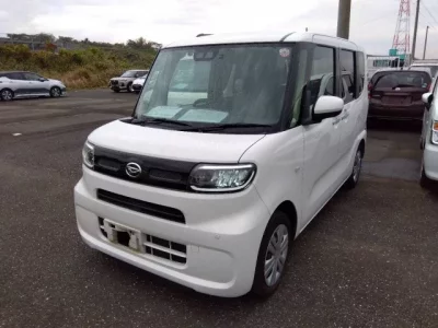Daihatsu TANTO  с аукциона в Японии