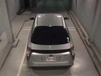 Toyota PRIUS лот № 8047 оценка R  с аукциона в Японии 6