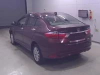 Honda GRACE лот № 10189 оценка R  с аукциона в Японии 3