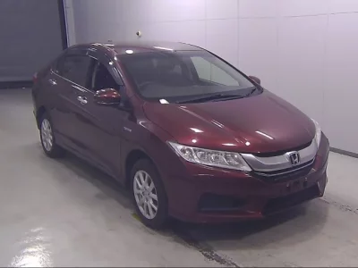 Honda GRACE  с аукциона в Японии