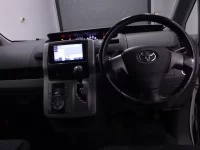 Toyota NOAH лот № 10192 оценка 3  с аукциона в Японии 4