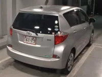 Toyota RACTIS лот № 8102 оценка 3  с аукциона в Японии 4