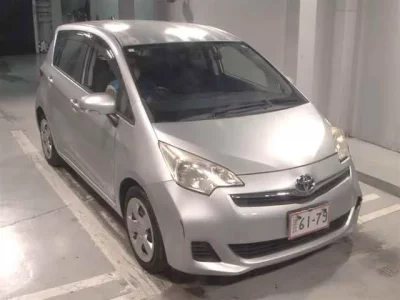 Toyota RACTIS  с аукциона в Японии