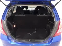 Honda FIT лот № 10219 оценка 3.5  с аукциона в Японии 7