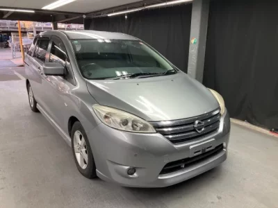 Nissan LAFESTA  с аукциона в Японии