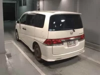 Honda STEP WAGON лот № 8122 оценка 3.5  с аукциона в Японии 1