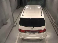 Honda STEP WAGON лот № 8122 оценка 3.5  с аукциона в Японии 6