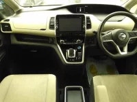 Nissan SERENA лот № 8129 оценка R  с аукциона в Японии 7