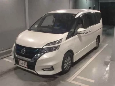 Nissan SERENA  с аукциона в Японии