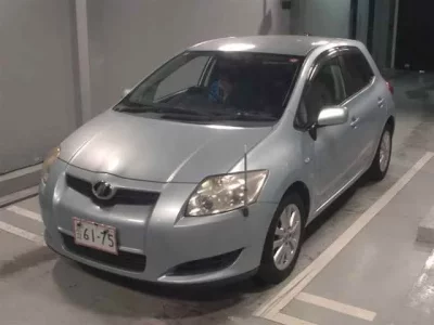 Toyota AURIS  с аукциона в Японии