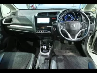 Honda FIT лот № 20050 оценка R  с аукциона в Японии 4