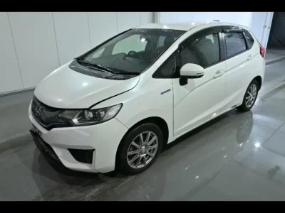 Honda FIT  с аукциона в Японии