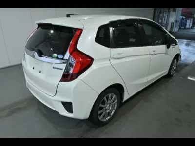 Honda FIT  с аукциона в Японии