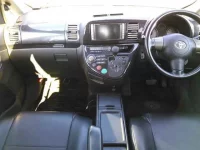 Toyota WISH лот № 8207 оценка 3.5  с аукциона в Японии 7