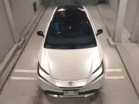 Toyota PRIUS лот № 8210 оценка 4.5  с аукциона в Японии 5