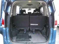 Nissan SERENA лот № 233 оценка R  с аукциона в Японии 9