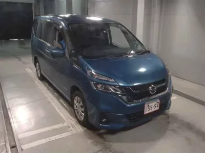 Nissan SERENA  с аукциона в Японии