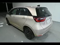 Honda FIT лот № 20097 оценка 3.5  с аукциона в Японии 3