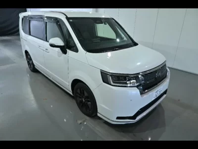 Honda STEP WAGON  с аукциона в Японии