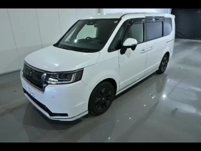 Honda STEP WAGON  с аукциона в Японии