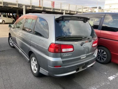 Nissan LIBERTY