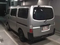 Nissan CARAVAN VAN лот № 4502 оценка R  с аукциона в Японии 1