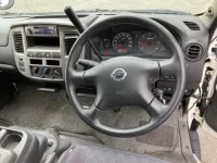 Nissan CARAVAN VAN лот № 5001 оценка 3.5  с аукциона в Японии 3