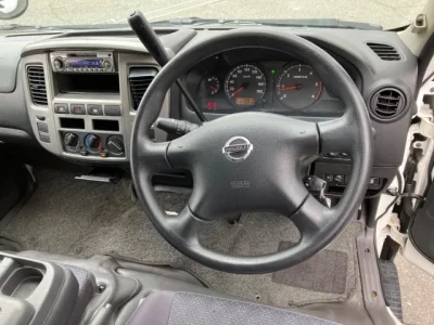 Nissan CARAVAN VAN  с аукциона в Японии