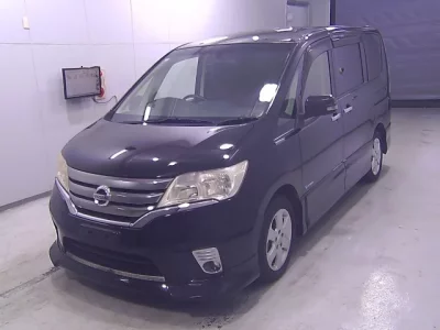 Nissan SERENA  с аукциона в Японии