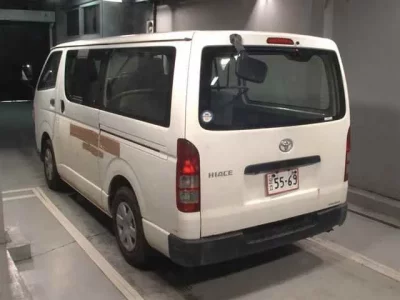 Toyota HIACE VAN