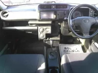 Toyota SUCCEED лот № 4509 оценка 3  с аукциона в Японии 7