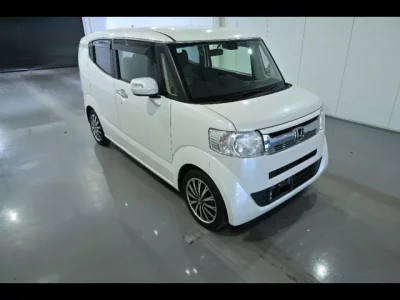 Honda N BOX SLASH