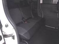 Honda N BOX лот № 10388 оценка 5  с аукциона в Японии 6