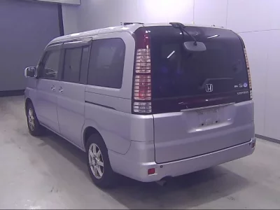 Honda STEP WAGON  с аукциона в Японии