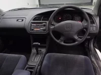 Honda ACCORD лот № 19059 оценка 3  с аукциона в Японии 4