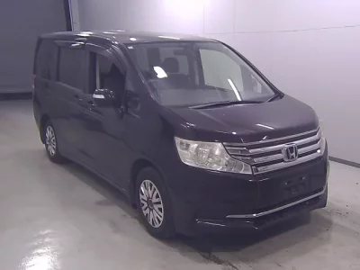 Honda STEP WAGON  с аукциона в Японии