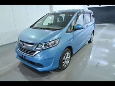 Honda FREED  с аукциона в Японии